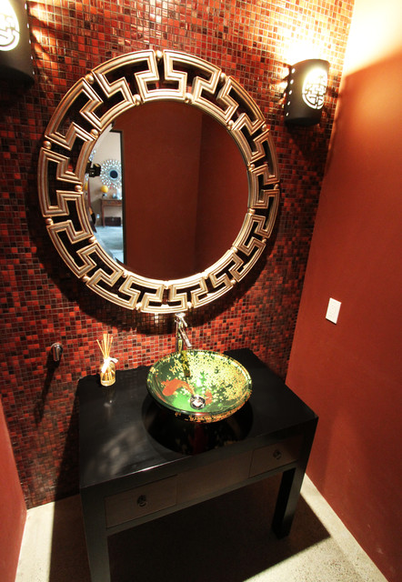 Изысканный дизайн туалетной комнаты в стиле мозаики