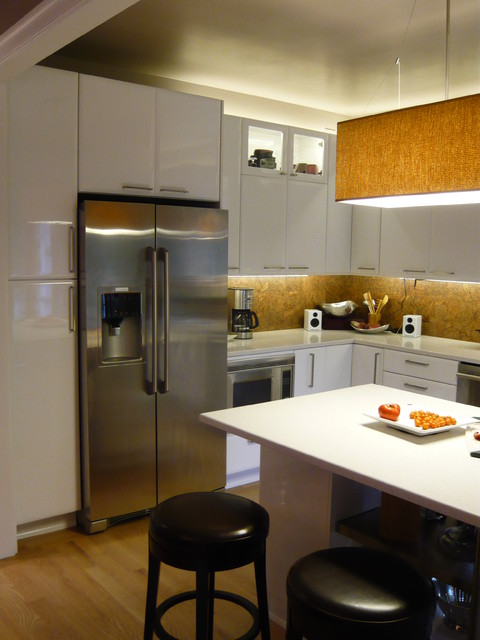 Прекрасный дизайн не большой кухонной комнаты